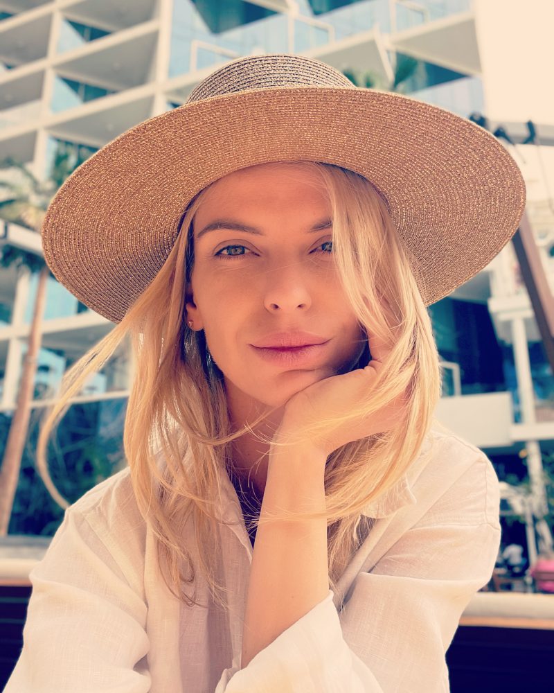 Профилна снимка на Marina Sustova