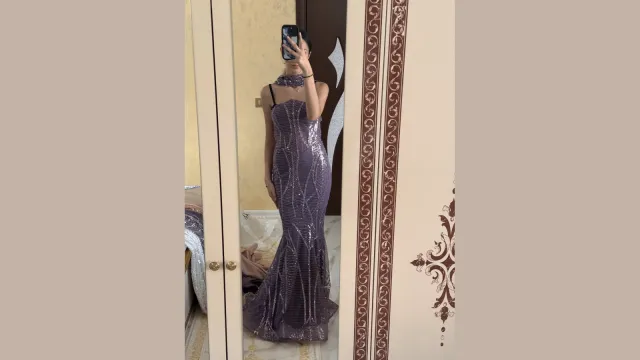 UGC видео с пробване на дреха NU Wear и стилна ежедневна визия
